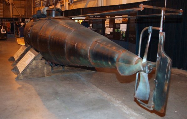Submarine-4