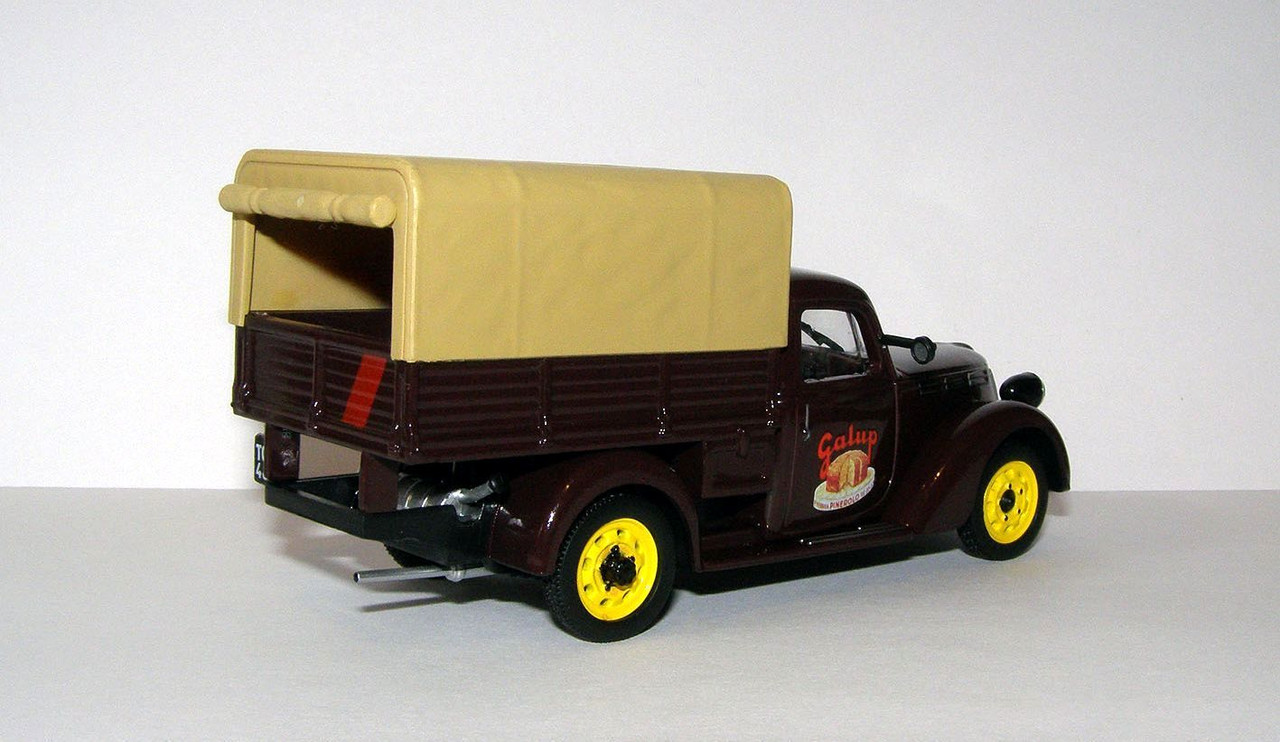 1949 FIAT 1100 ELR Telonato (PCT for Eaglemoss Collections VP#92) 2