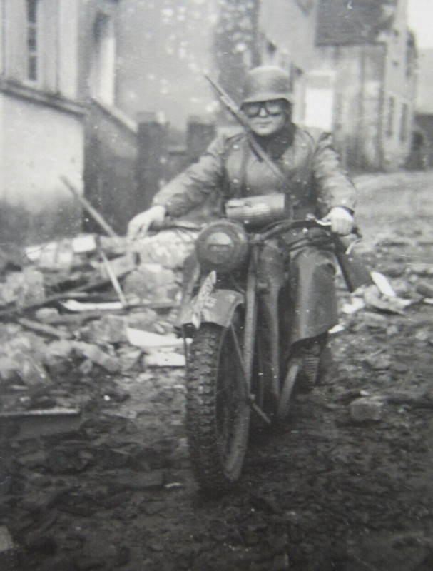 Krad Motorrad Beiwagen  (1)