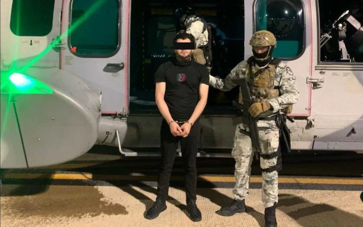 ¿Cuál es el grado de estudios de 