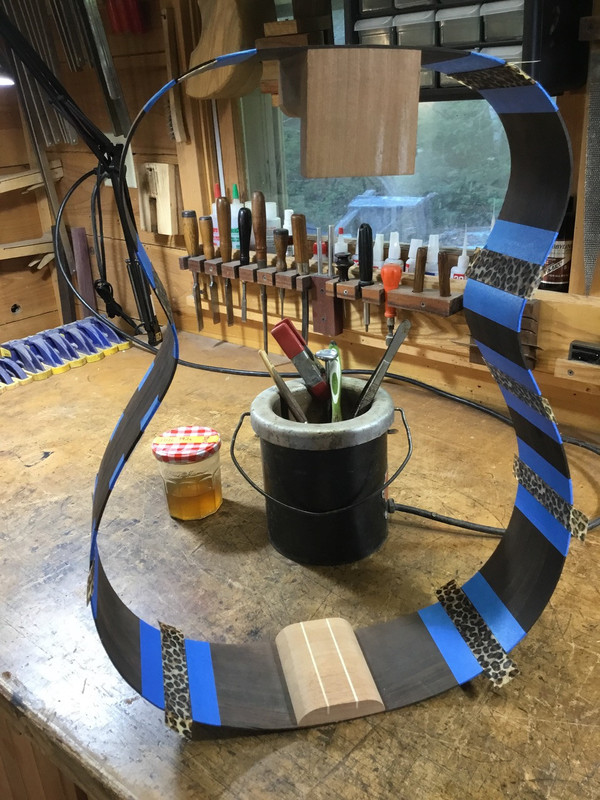 6304D887-B525-4714-8005-C28B6B380947