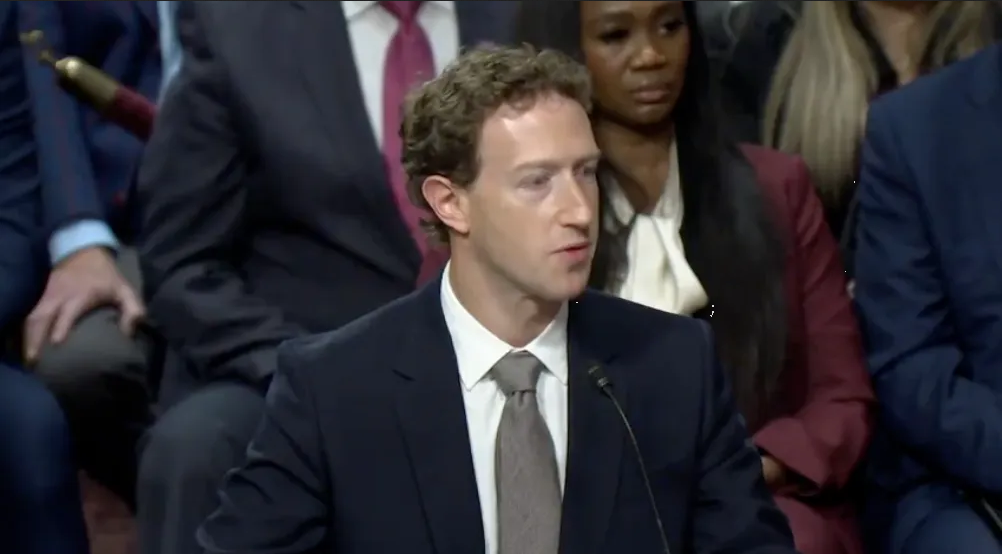 Zuckerberg se disculpa con las familias de niños perjudicados por las redes sociales