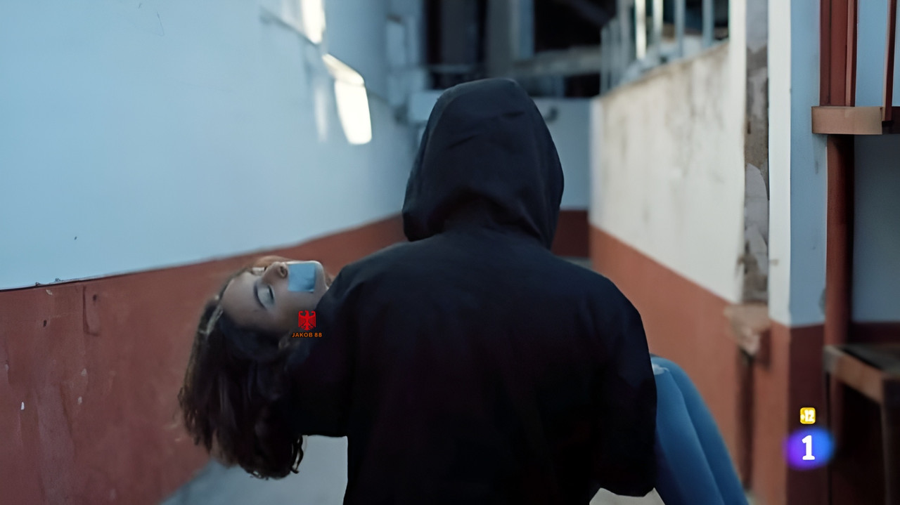 Lucía Caraballo 3 - Estoy Vivo S01E13