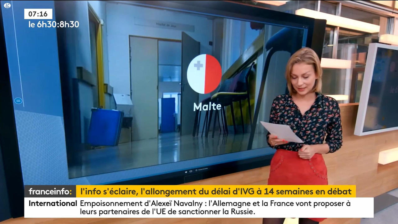 Alix Dauge 081020.mp4_snapshot_03.52_[2020.10.08_17.50.31]