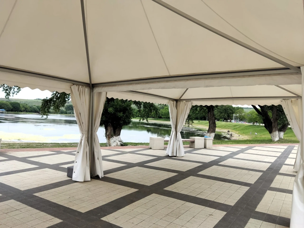 Аренда шатров пагода на мероприятие и выставки - ракурс 3