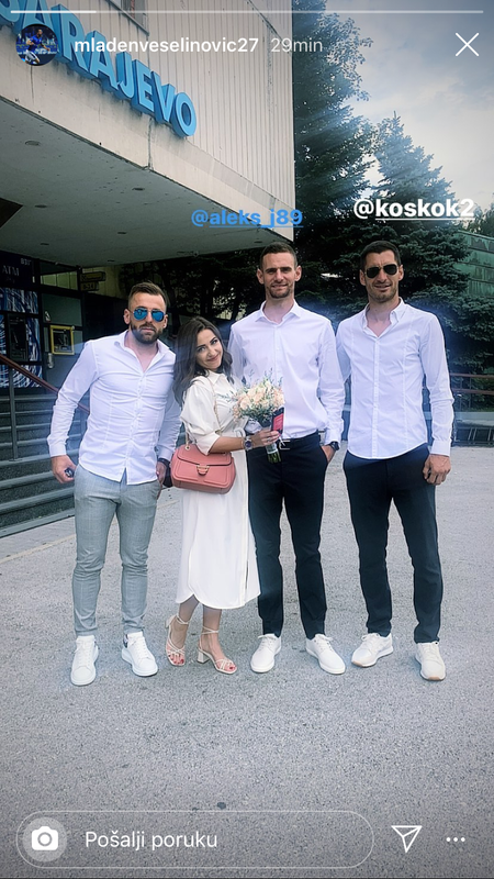 9D08516A-346C-469F-86BD-A14D93BCDDD8