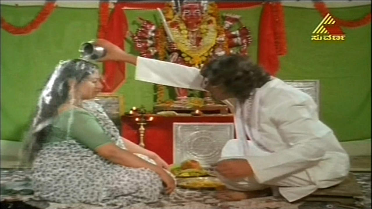 Horny Busty Kannada Aunty.mp4_snapshot_00.00.445