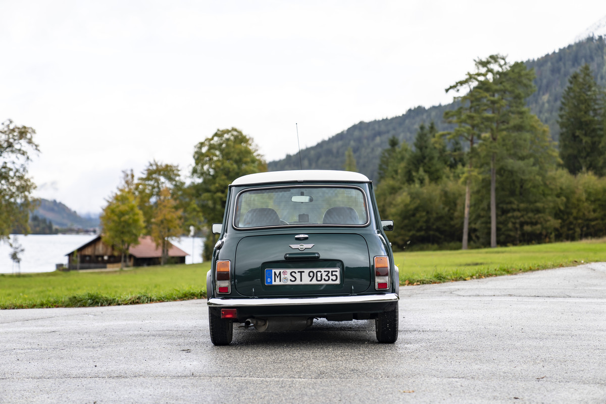 P90442254_highRes_mini-cooper-mk-vii-1