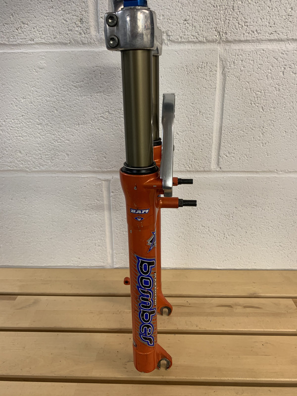 E7675765-68A9-4B6F-895A-0EECB12F1F1A