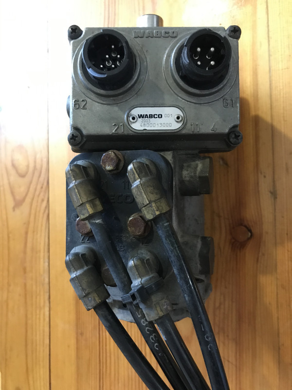 A133B7AC-BA38-4DD5-817F-AED72E6FFC06