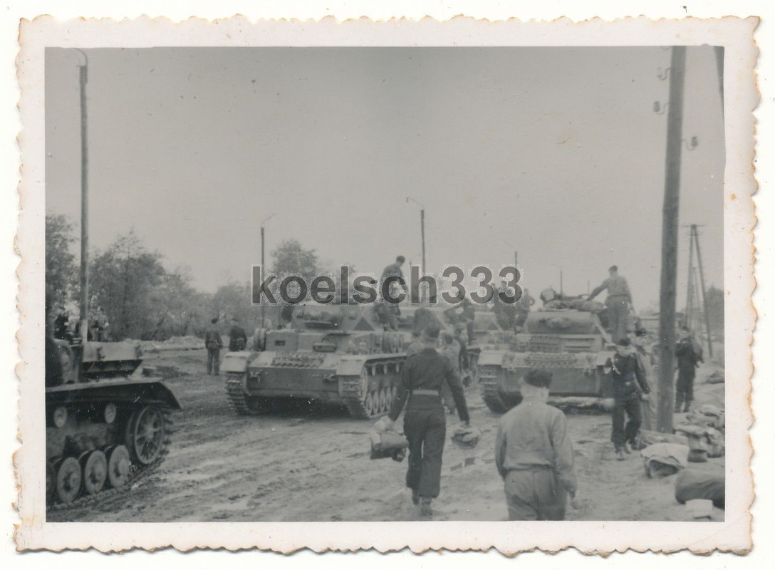 Foto Bahnhof Polen Wehrmacht Panzer Verladung für Russland Feldz