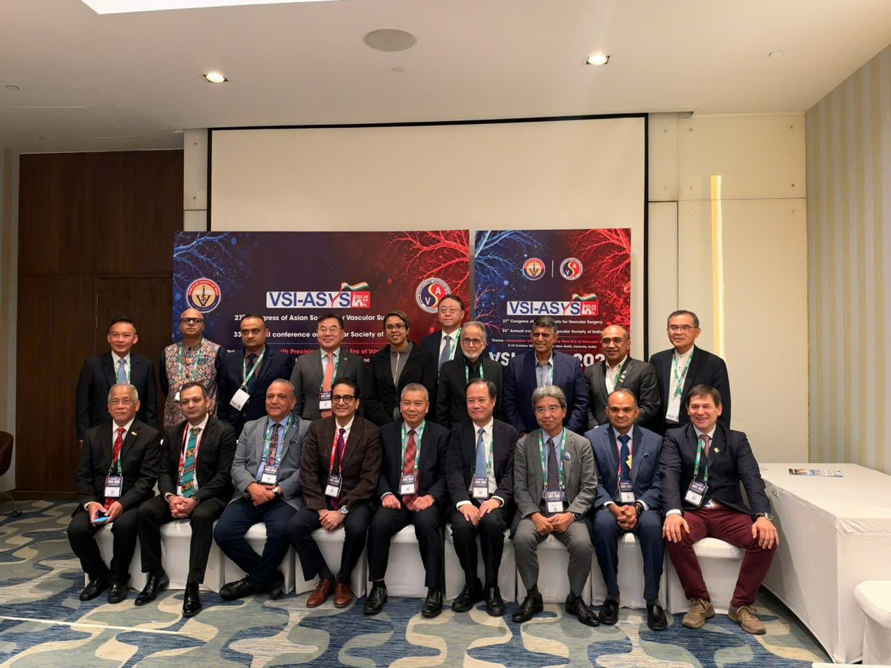 Gala Dinner hữu nghị quốc tế và khoảnh khắc kỷ niệm Đoàn VNVDA tại New Delhi