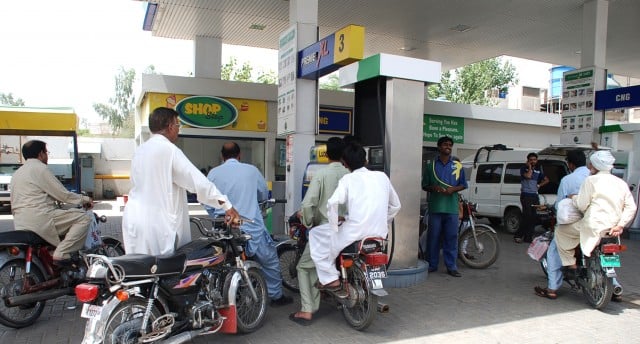 Sindh Govt opens the registration for a Rs2,000 petrol subsidy for eligible motorcyclists