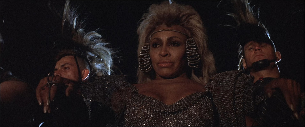 Mad Max Beyond Thunderdome 1985 (1080p x265 10bit Tigole).mkv_sn