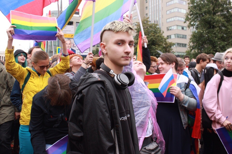 Team pride moscow наклейка. Тим прайд москоу. Московский прайд. Московский прайд. Class pride moscow.