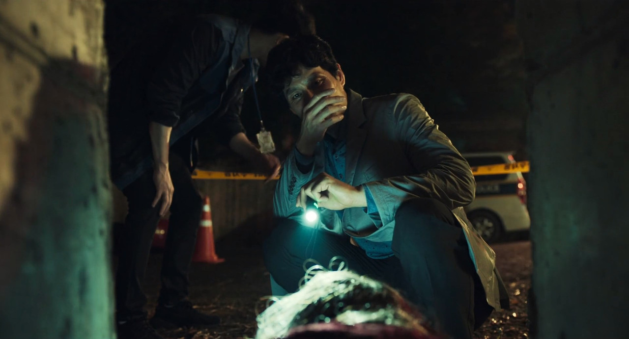La 8ª Noche (2021) 1080p 60FPS Latino Inglés mkv snapshot 00 39 08 144