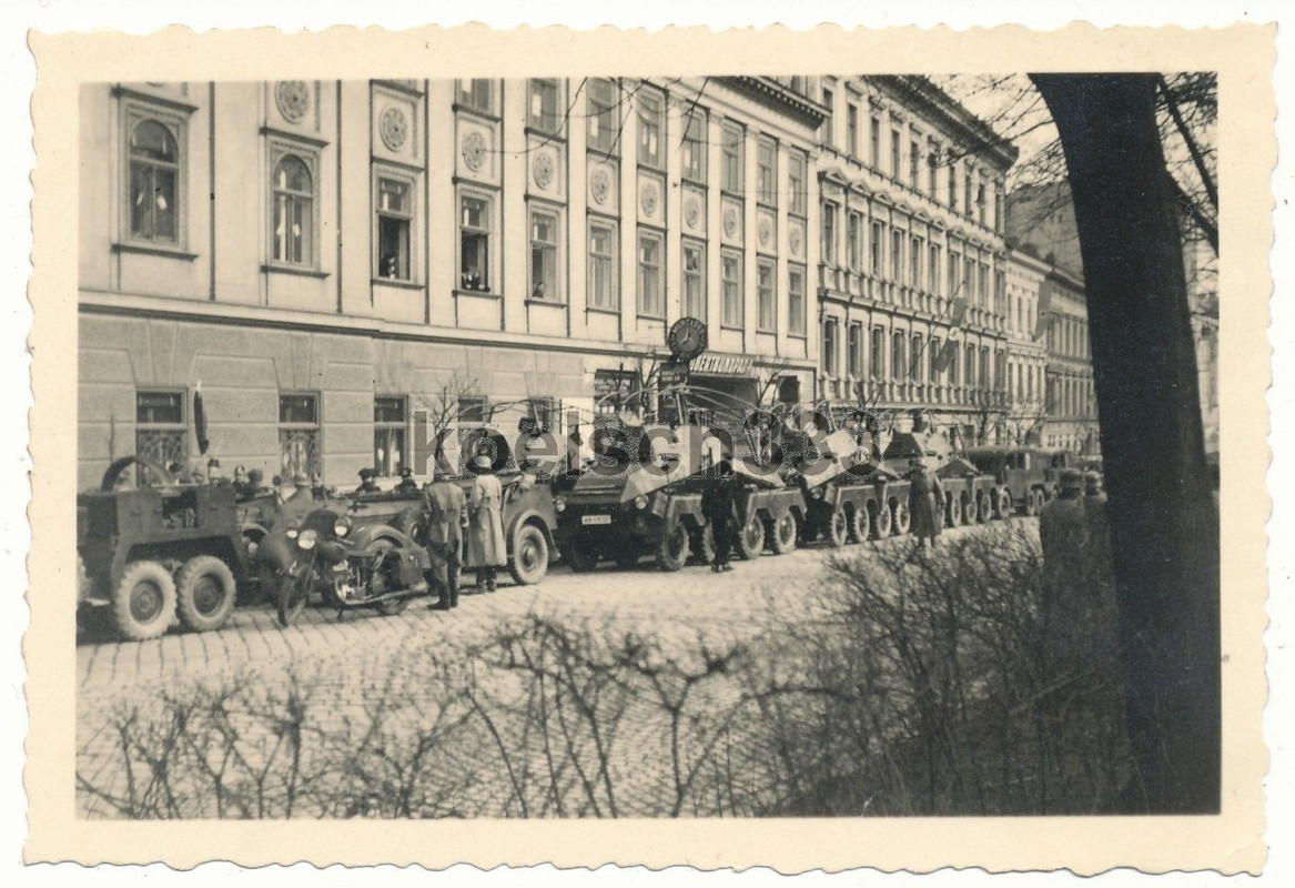 Foto Panzerfunkwagen 8 Rad Panzer Spähwagen LKW´