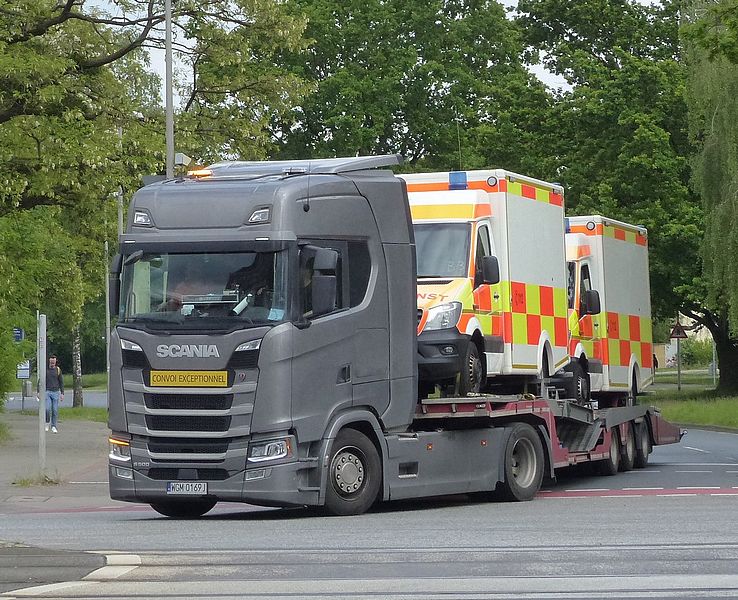 LKW-Transporter Vahrenwalder-Str-Ecke-Alter-Flughafen-07-05-2024-plus-weitere-Fotos