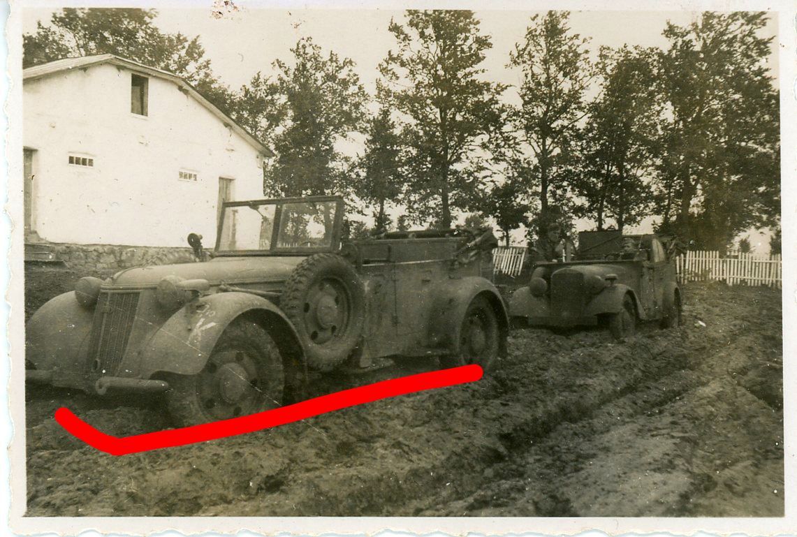 Russland Cabrio PKW Auto Kübelwagen Foto