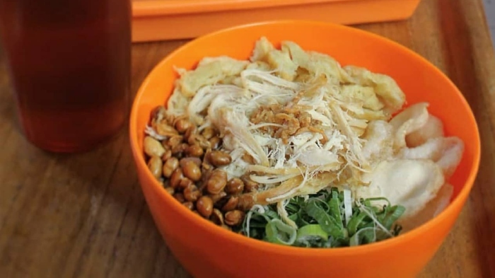 Bubur Ayam Jakarta Syarifah, pilihan tempat sarapan enak di Jogja yang lagi hits.