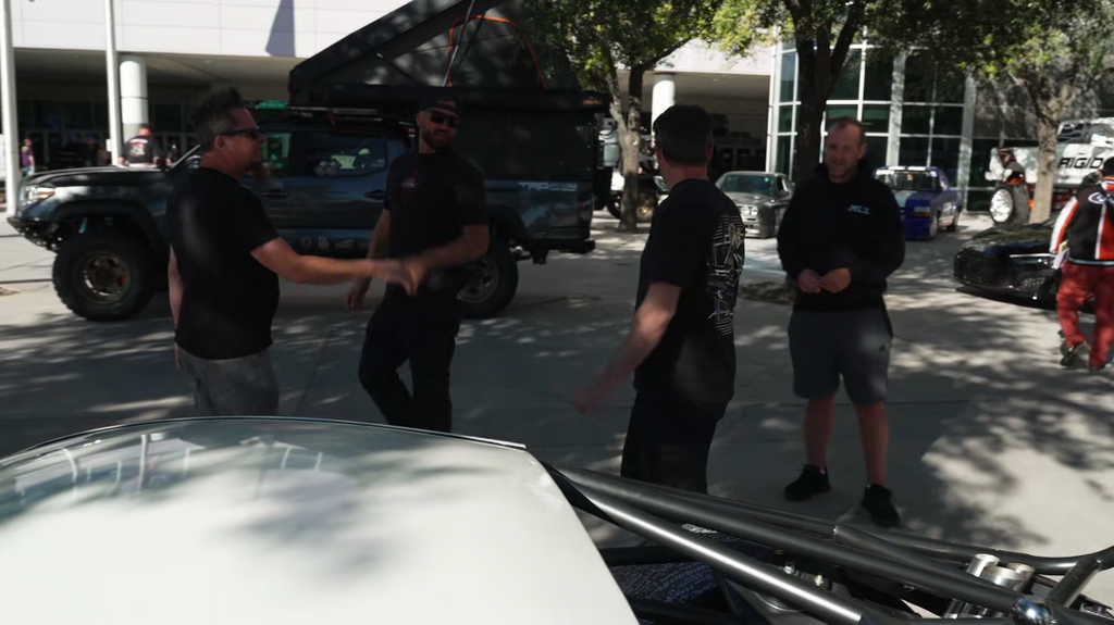 [Image: p34ndmb6lok1.png]