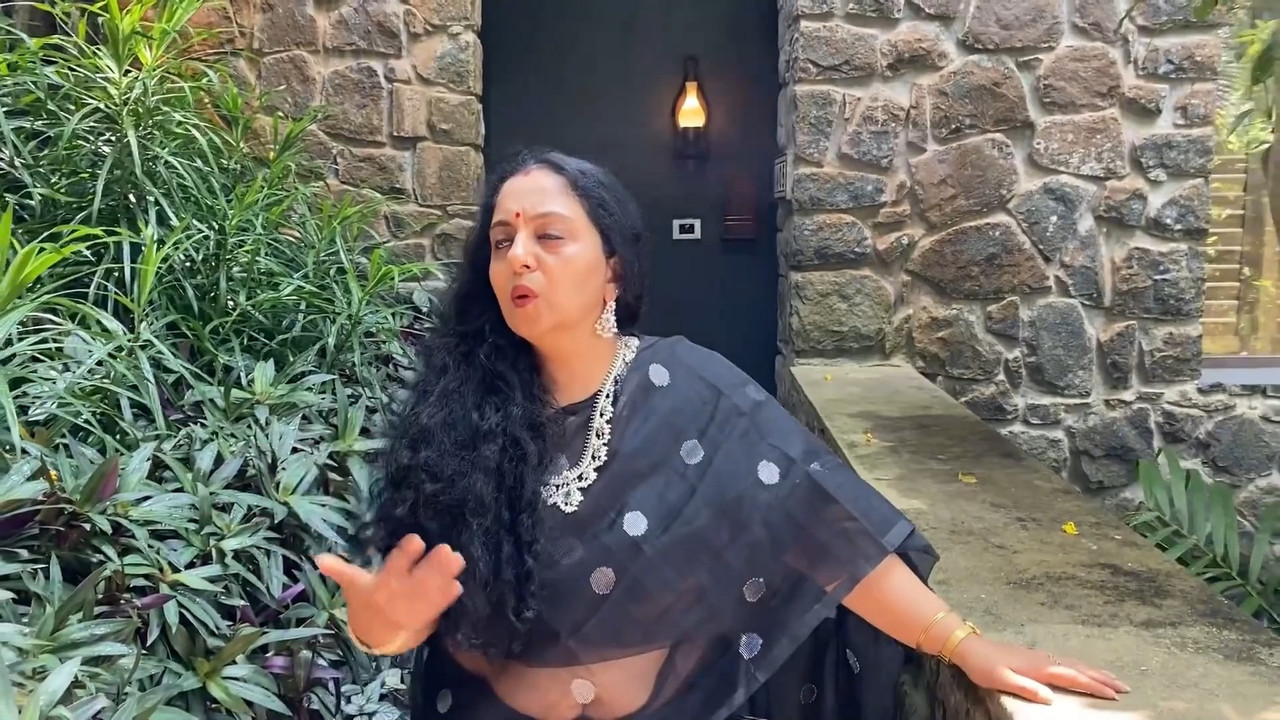 Navel Only.mp4_snapshot_00.21.107