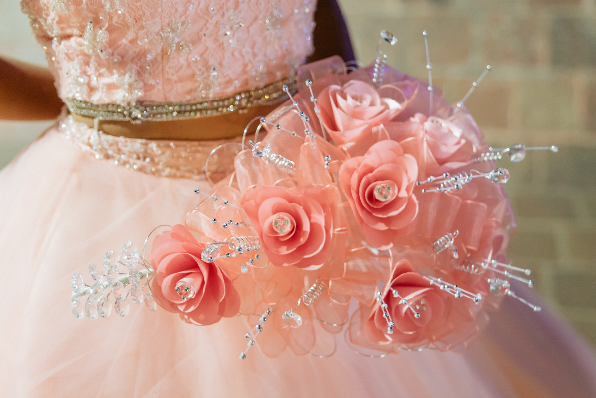 Arath de la Torre celebra a lo grande los XV años de su hija Gala