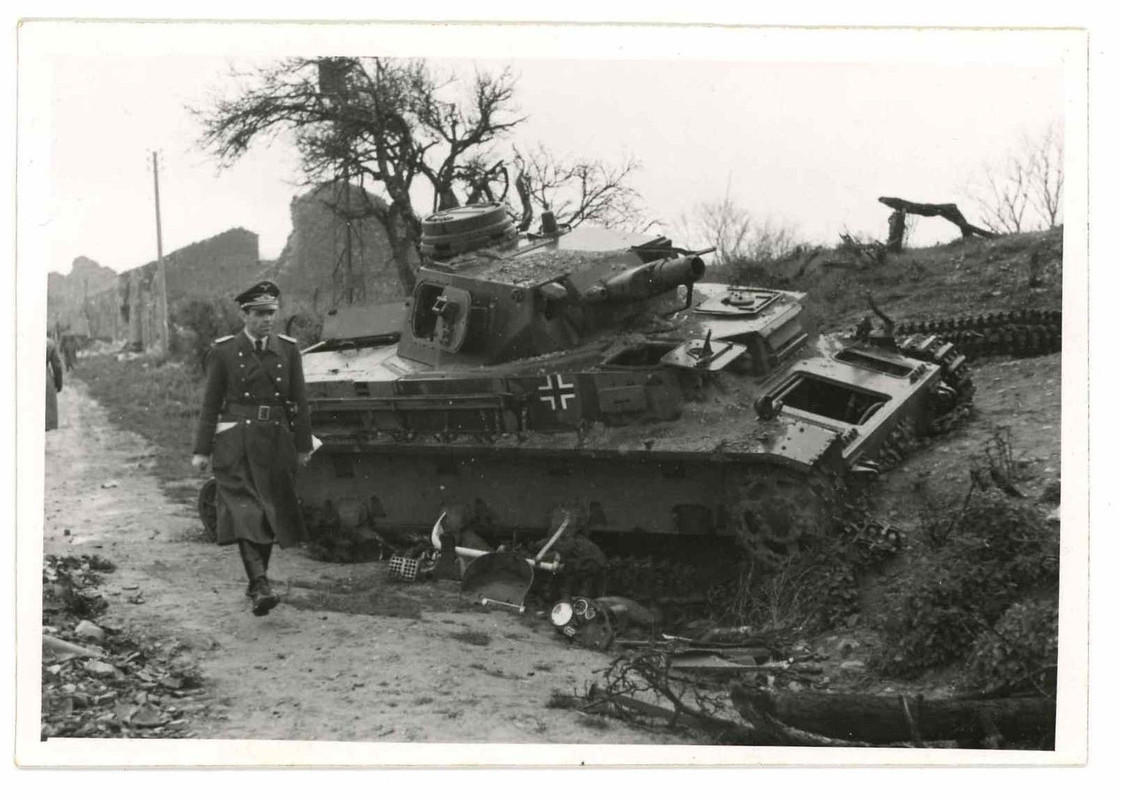 Foto abgeschossener Panzer,tank,Stug,Sturmgeschü