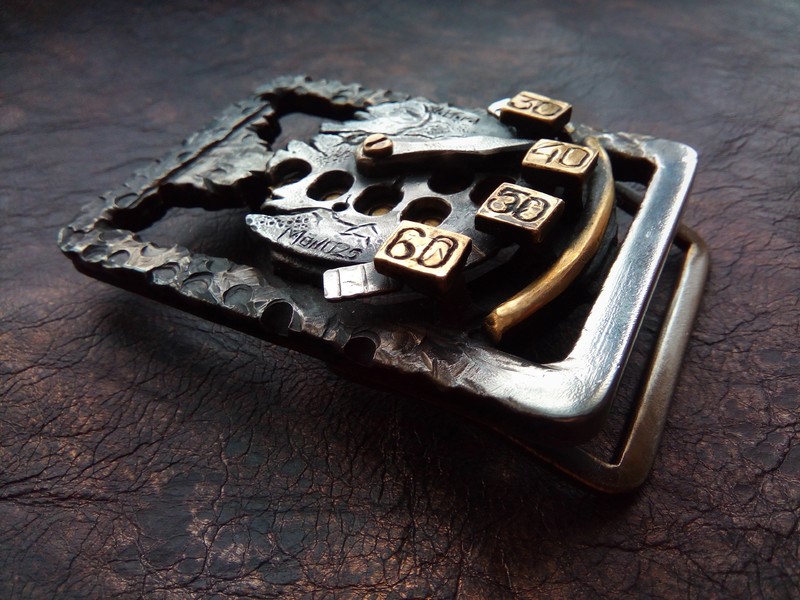 пряжка мото4