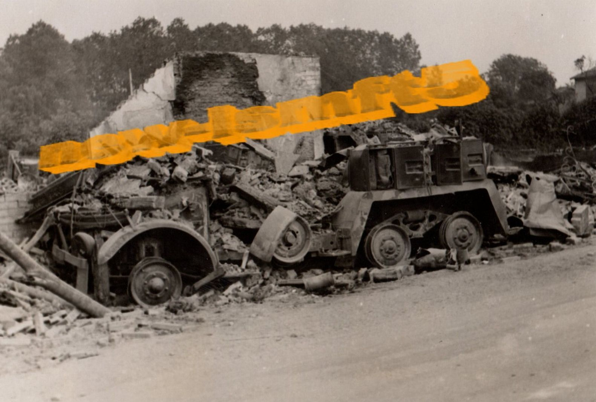 Frankreich Épinal Kampf Chaos zerst. LKW truck w