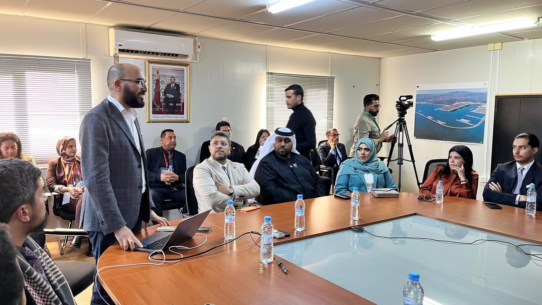 Dans-l-apres-midi-du-vendredi-21-novembre-2025-une-delegation-d-operateurs-economiques-particip-(6)