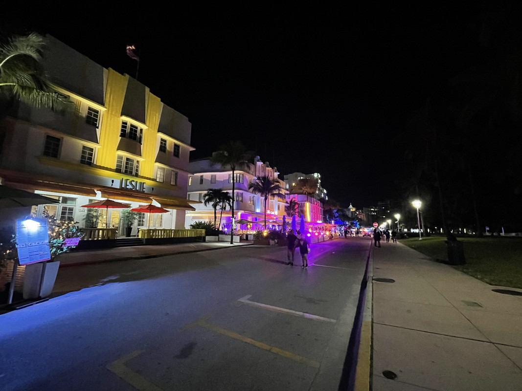 172A0092-73B9-4665-8D01-5FE5172BC5D4