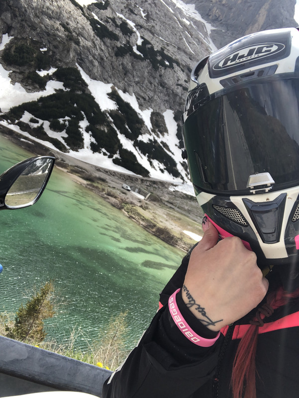 55D0FD43-7276-4ED5-B355-53BFECD7BAC1