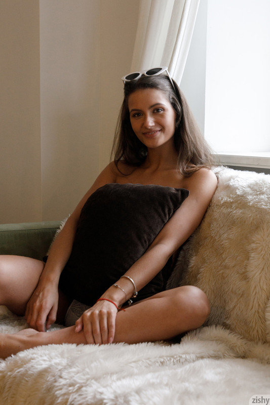 full_008_1246391322308910