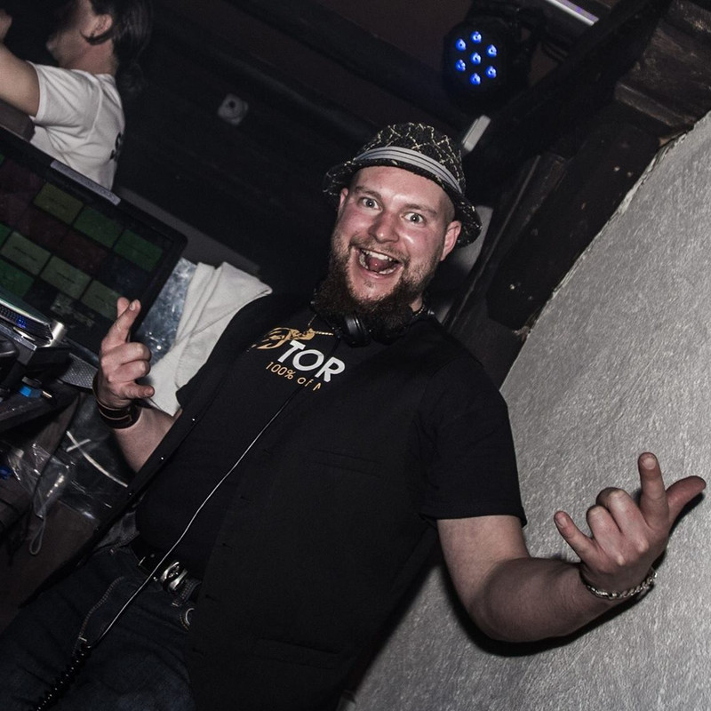 Dj Toro