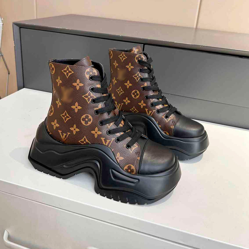 LV – Moda Inverted