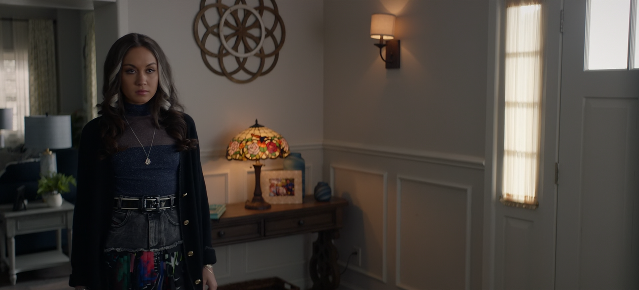 Stargirl.S02E12.Summer.School.Chapter.Twelve.1080p.10bit.AMZN.WEB-DL.DDP5.1.HEVC-Vyndros.mkv_snapsho