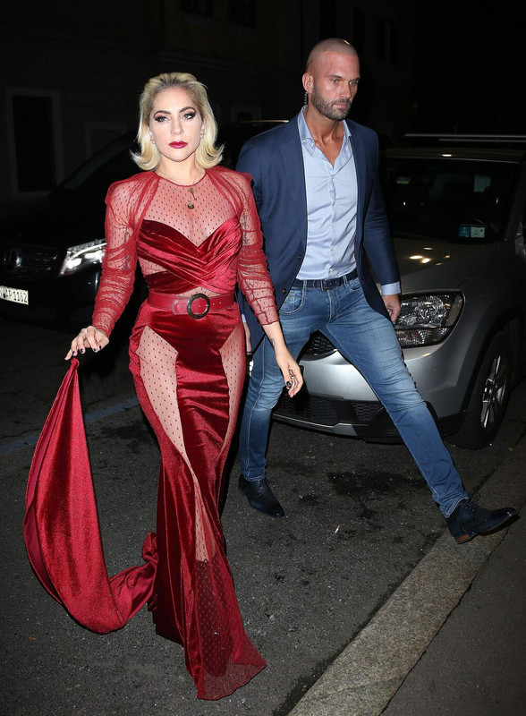 1-17-18-Arriving-at-Da-Giacomo-Restauran