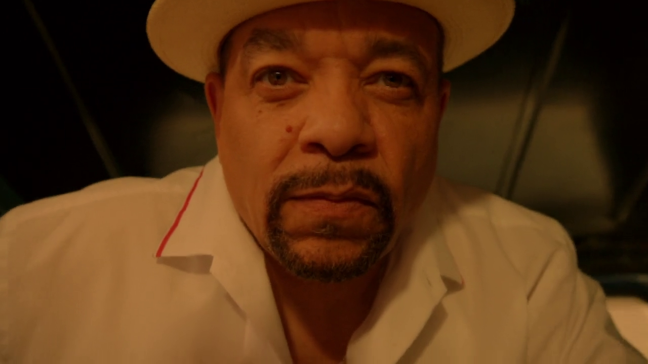 Law.and.Order.Special.Victims.Unit.S19E01.Gone.Fishin.720p.WEB-HD.x264-Pahe.in-001