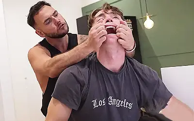Occitan Prince get Hairy Wolf’s big one up his ass