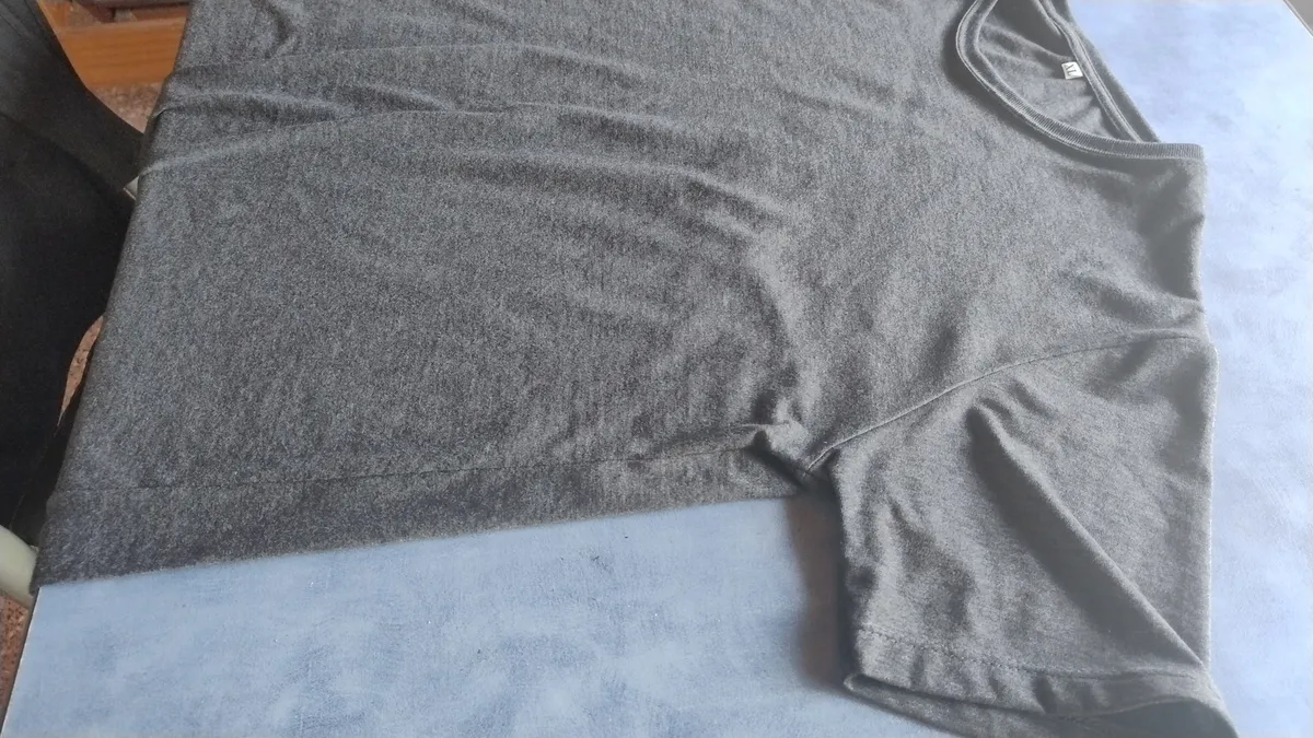 Testimonio Remera Slim Fit 3