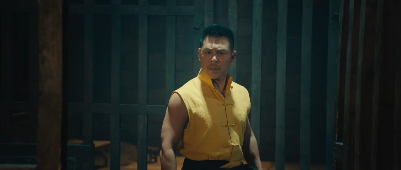 Magic Man 2022 WebRip [Hindi + Chinese] 480p 720p ESub Screenshot