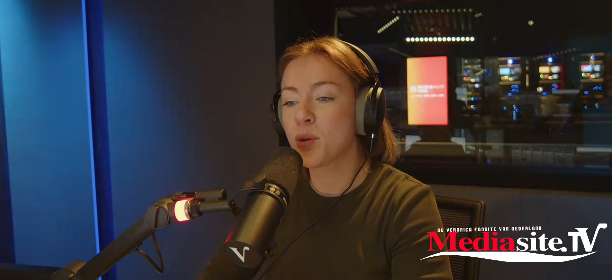 Marijke Ketel neemt Siets Roskam waar op Radio Veronica