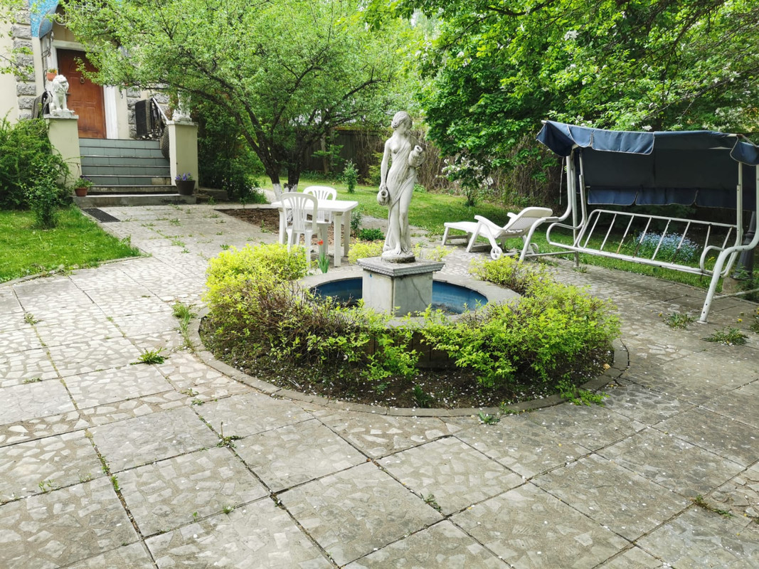 814814C0-646D-4E2B-B621-8B640DDD0F2E