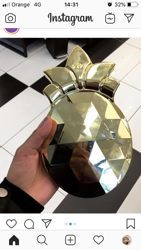 B29BE827-3EA0-4184-85DD-BBE21963A573