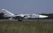 11 ORAP Su-24MR 09 White_0515317
