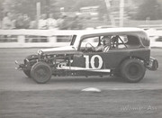 Billy Boo 10 Coach Action