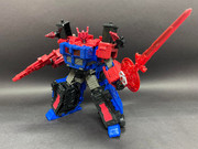 Shattered-Glass-Ultra-Magnus-07-1