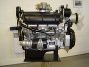 S1-les-moteurs-secrets-de-la-citroen-ds-777080.jpg