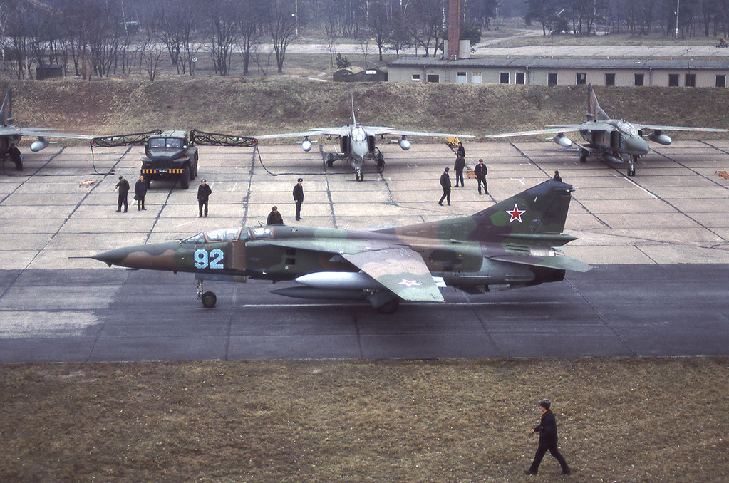 559 APIB Mig-23UB 92 Blue_6902015_[Finsterwalde 3.93] Leaving Germany for Dimitrievka